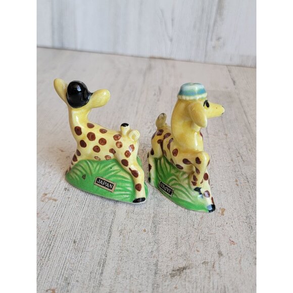 Japan ceramic giraffe salt pepper shaker miniature set decor vintage - Picture 3 of 7